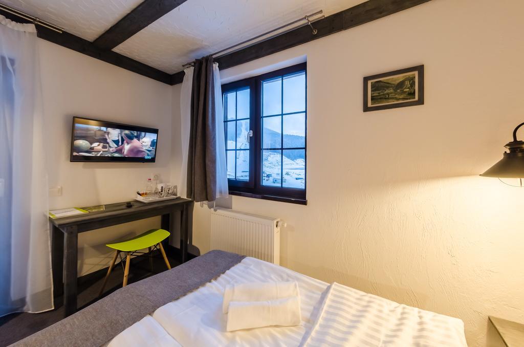 Chalet Crepdechine Hotel Bukovel Dış mekan fotoğraf